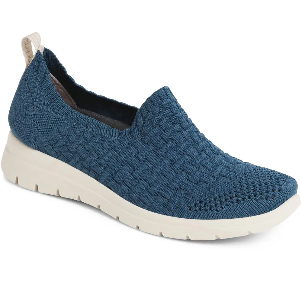 Fly Flot Slip-On Trainers  - FLY39101 / 324 801