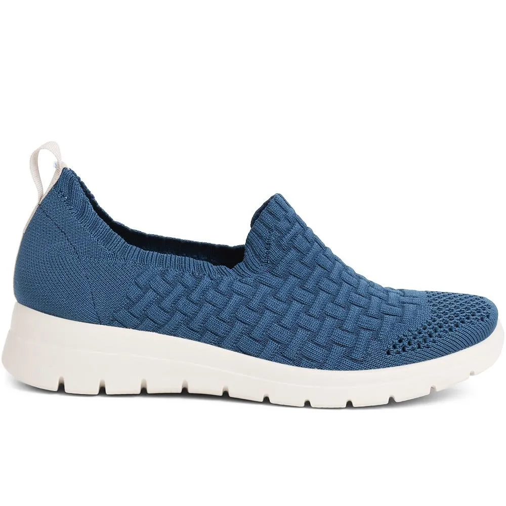 Fly Flot Slip-On Trainers  - FLY39101 / 324 801