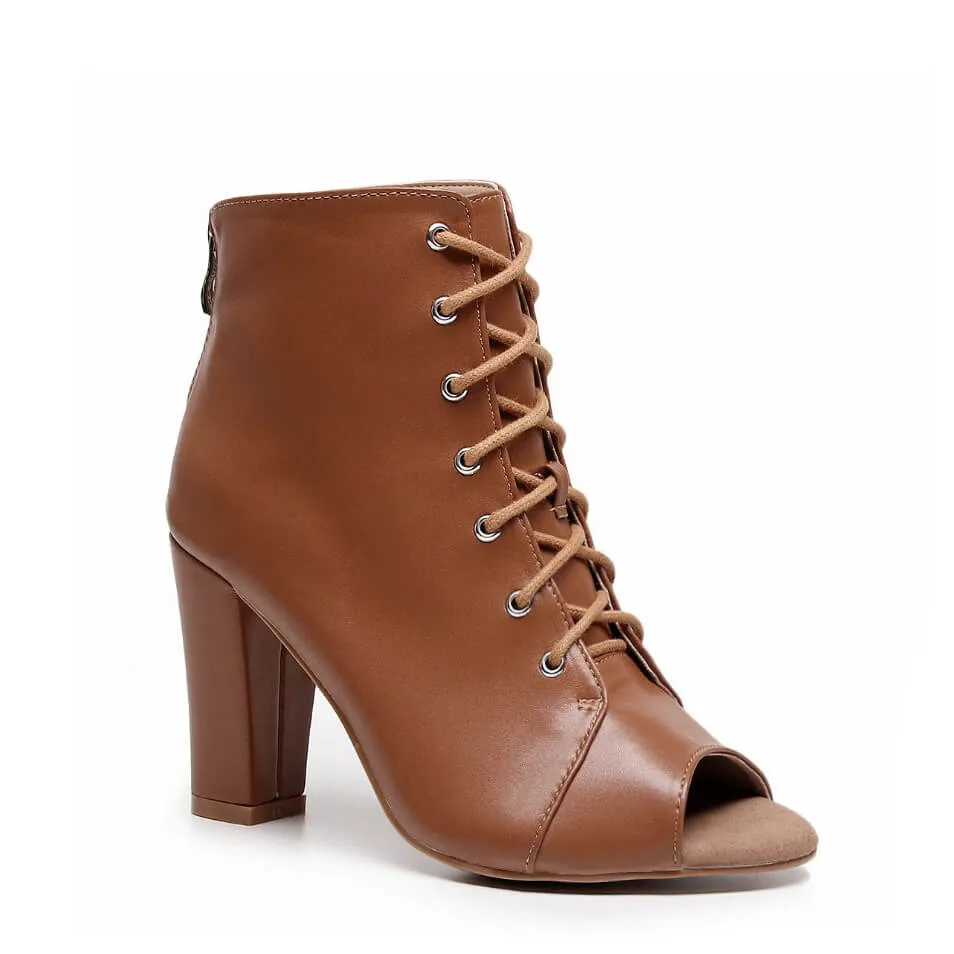 Parker Wide Fit - Cinnamon Vegan Leather  - Street Sole