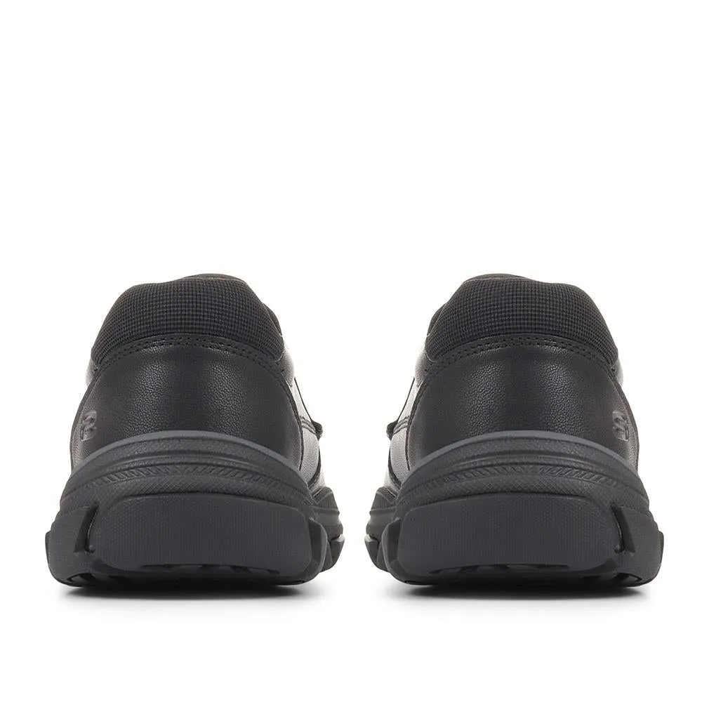 Relaxed Fit: Respected - Catel Slip-On Trainers - SKE35113 / 321 384