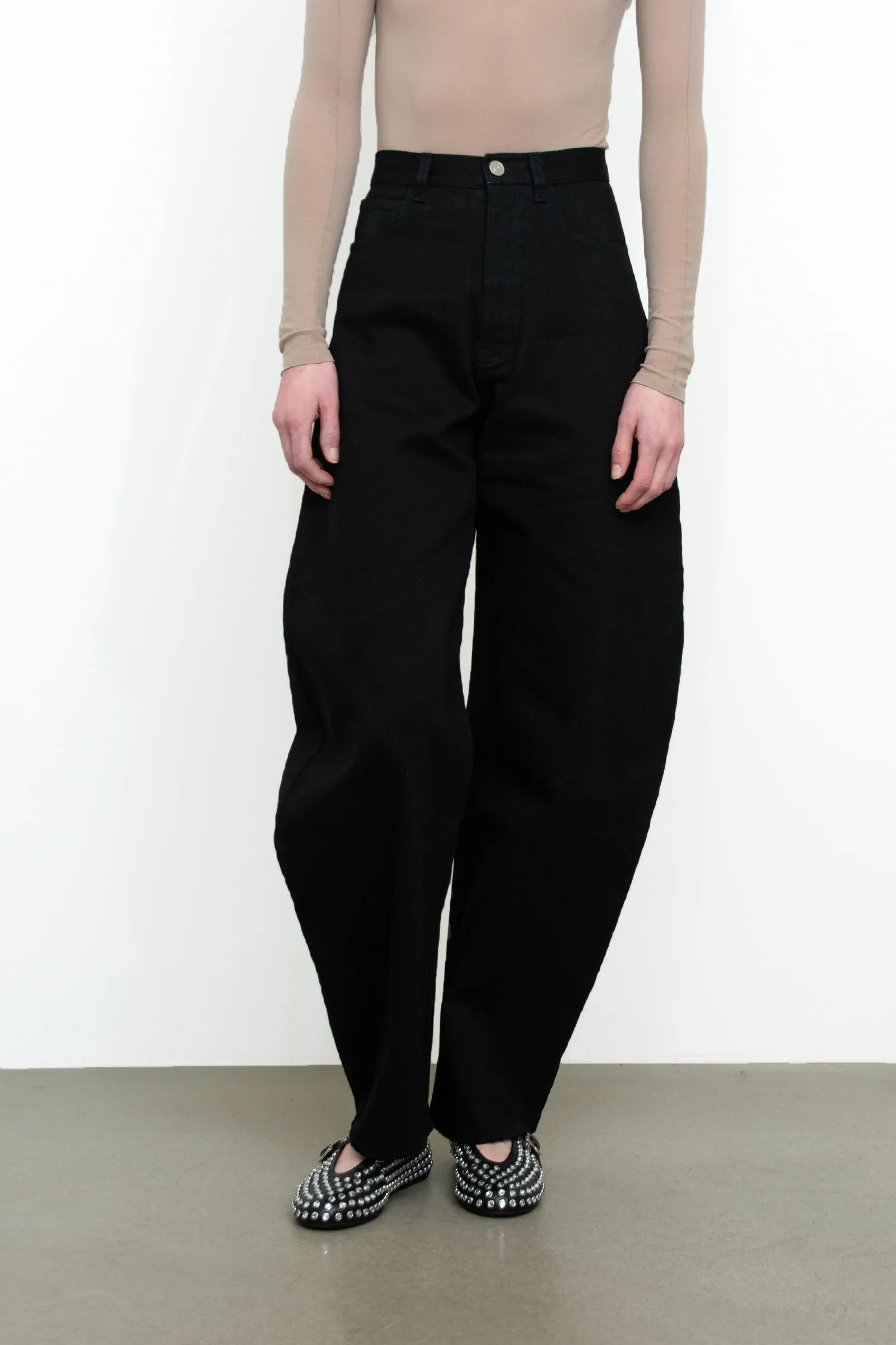 Round Jeans