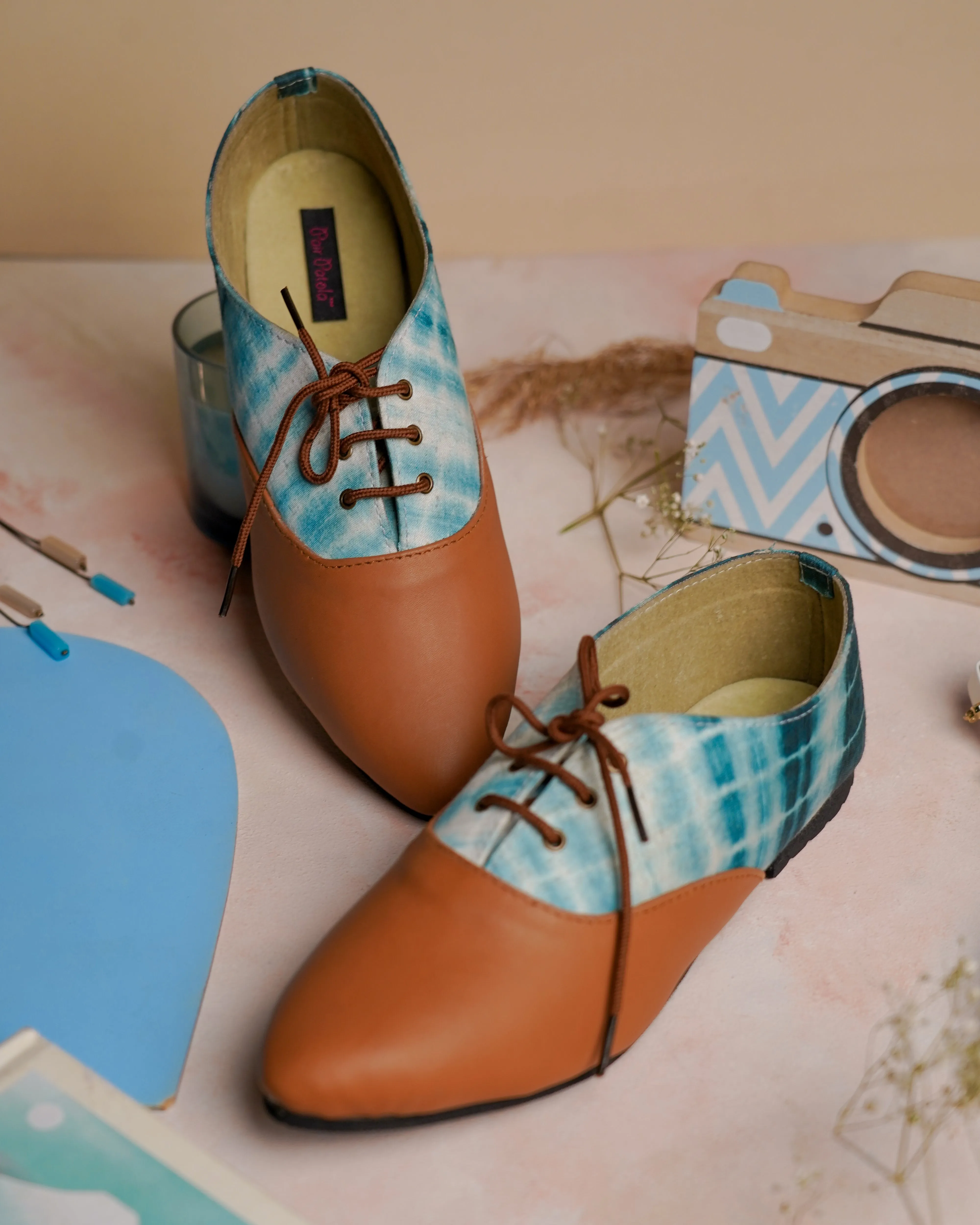 Tie-dye Twist oxfords