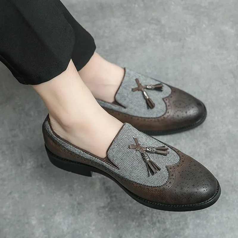 Two Tone Patchwork Slip On Men's Loafers Britain Fashion New Men Tassels Shoes Casual Dress Male Wedding Oxfords