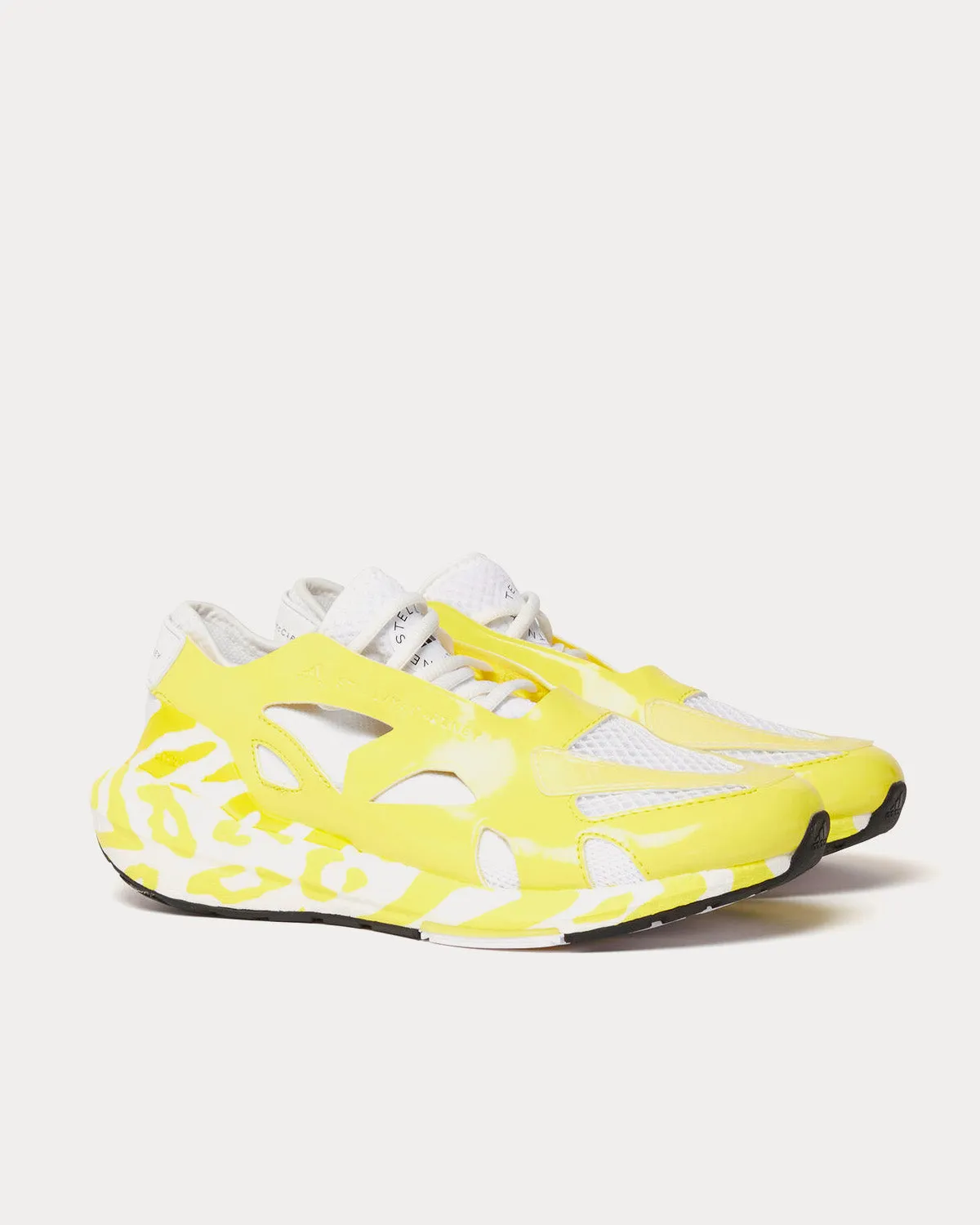 UltraBoost 22 Graphic Shock Yellow / White Running Shoes