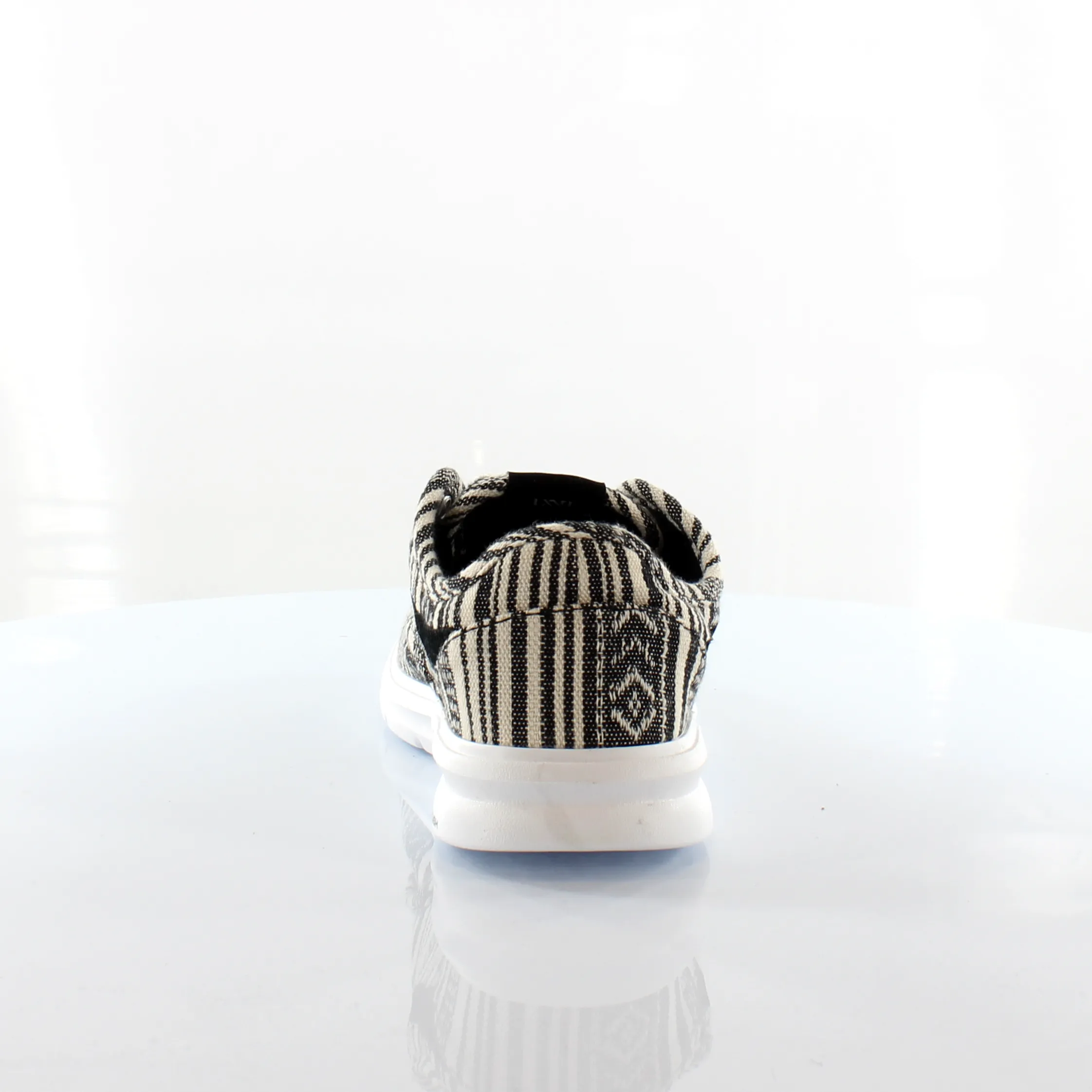Vans Off The Wall Iso 2 Mens Black/White Trainers